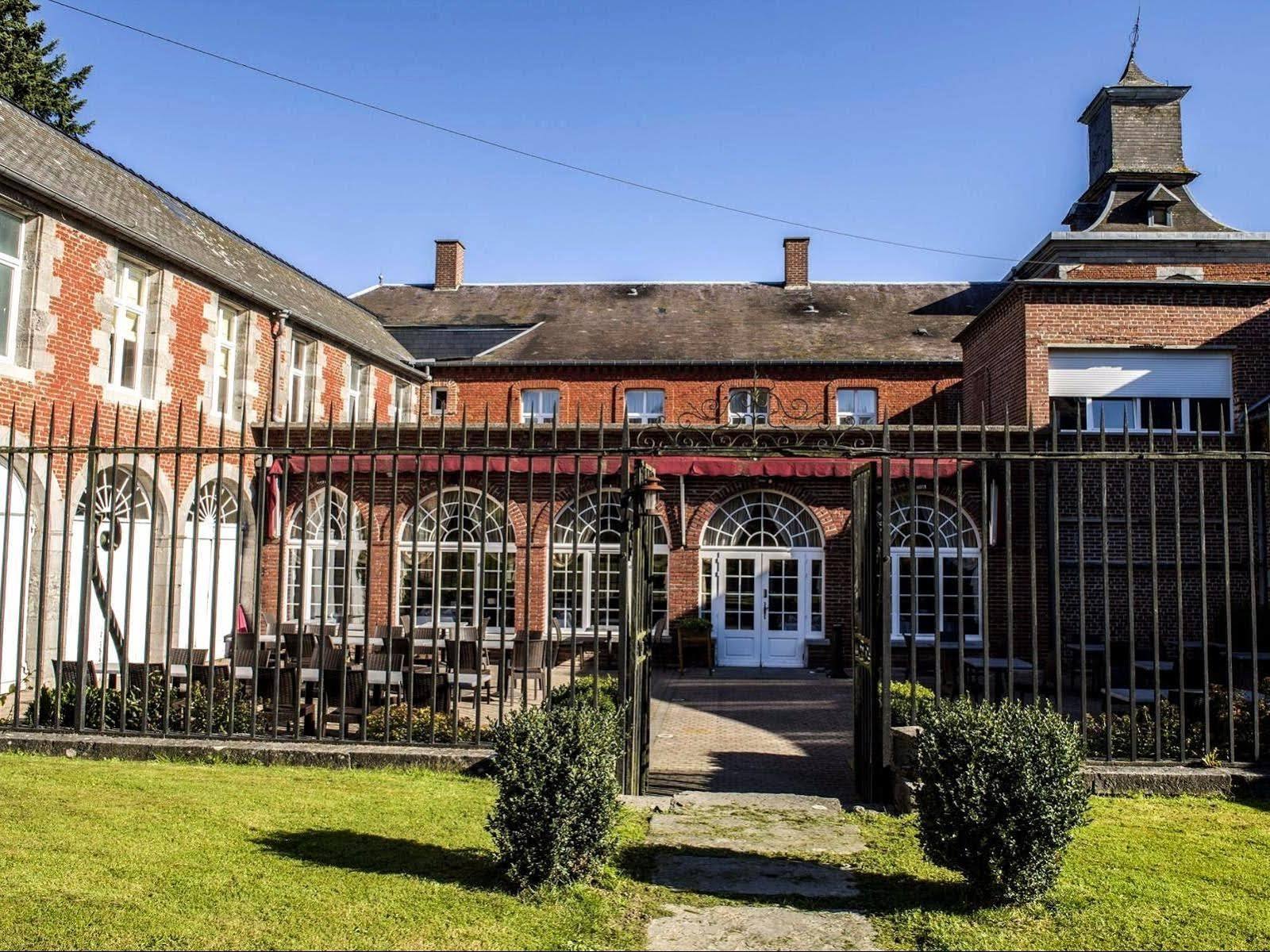 Logis - Chateau De La Motte - Hotel & Restaurant Liessies Eksteriør billede